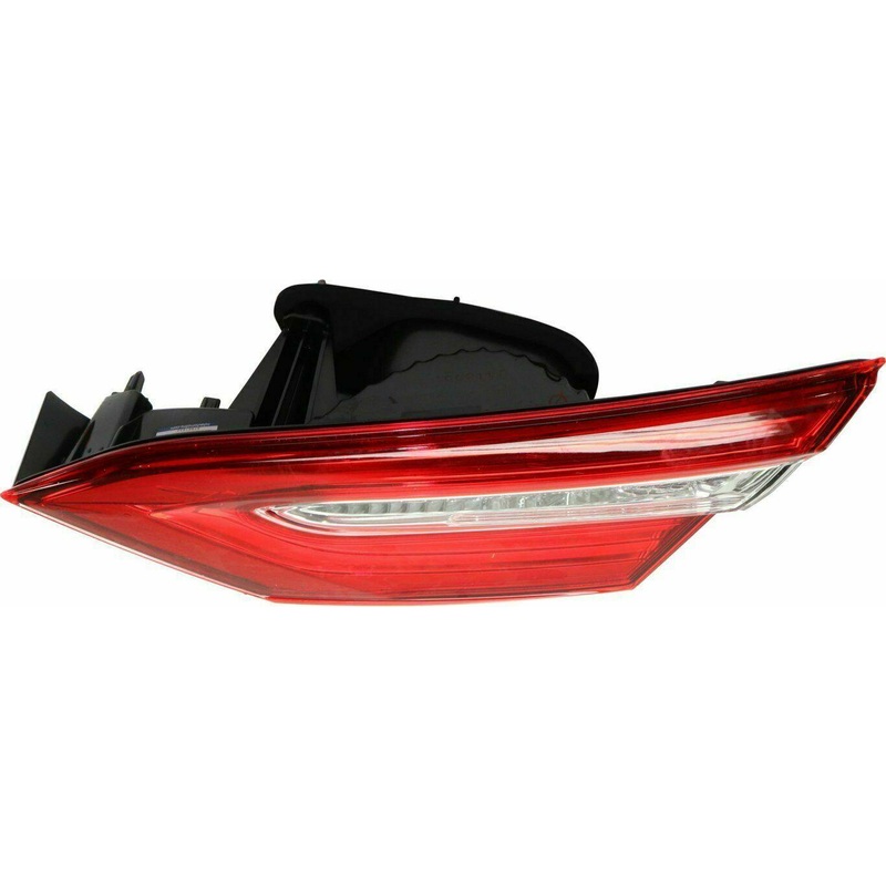 Trunk Lamp Passenger Side Toyota Camry 2018-2019 Se Model Japan Built Smoked Tint , TO2803146V
