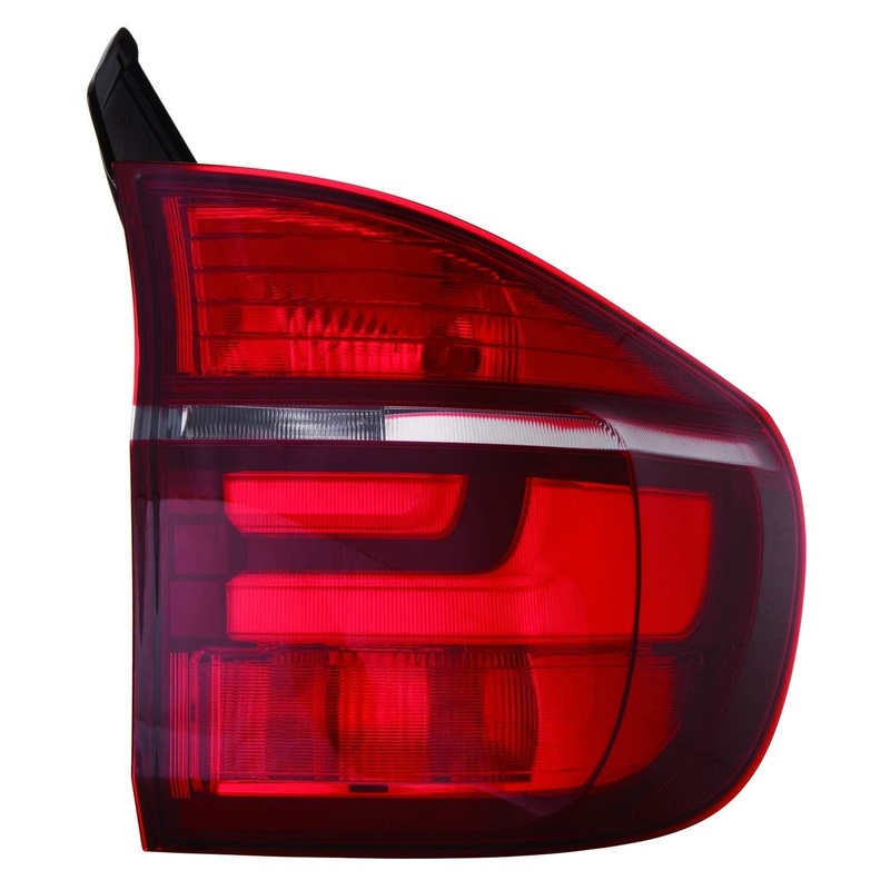 Tail Lamp Passenger Side Bmw X5 2011-2013 Capa – Hunt Parts