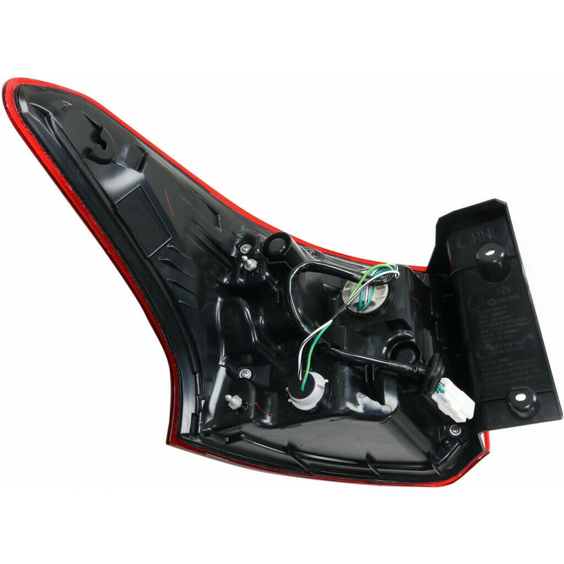 Tail Lamp Passenger Side Mitsubishi Outlander 2017-2020 Led Capa , Mi2805109C – Hunt Parts