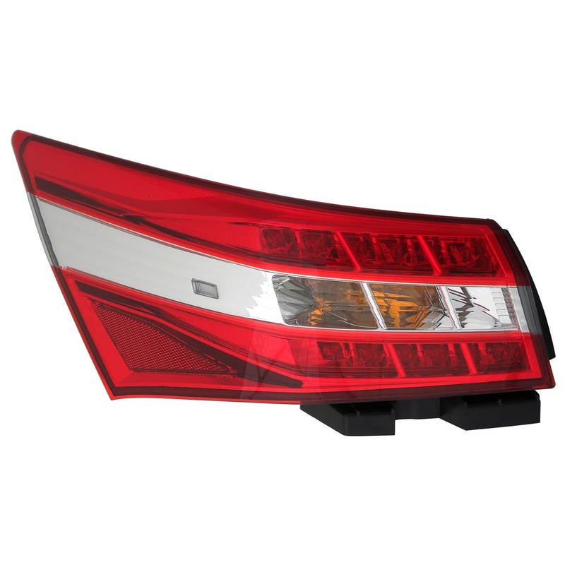Tail Lamp Driver Side Toyota Avalon 2013-2015 Capa – Hunt Parts