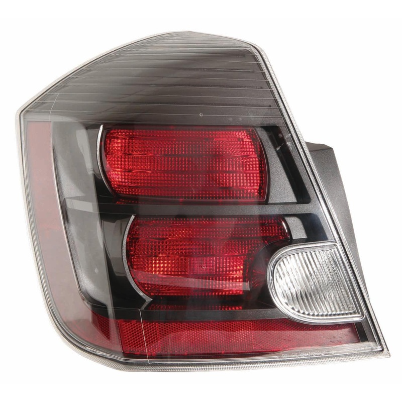Tail Lamp 2.5L Driver Side Nissan Sentra 2010-2012 For Sr/ Se-R/ And Se-R SpeCV Models High Quality , NI2800188