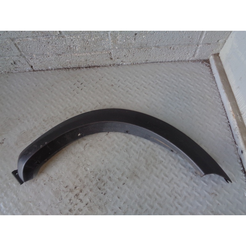 Freelander 1 Rear Wheel Arch Trim Near Side 3 Door DFK500050PMA Land Rover