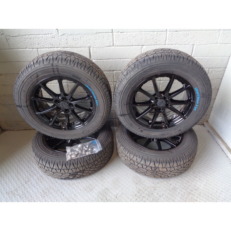 Range Rover Evoque Alloy Wheels and Tyres 4x 17″ 225/65R17 L538 L22055
