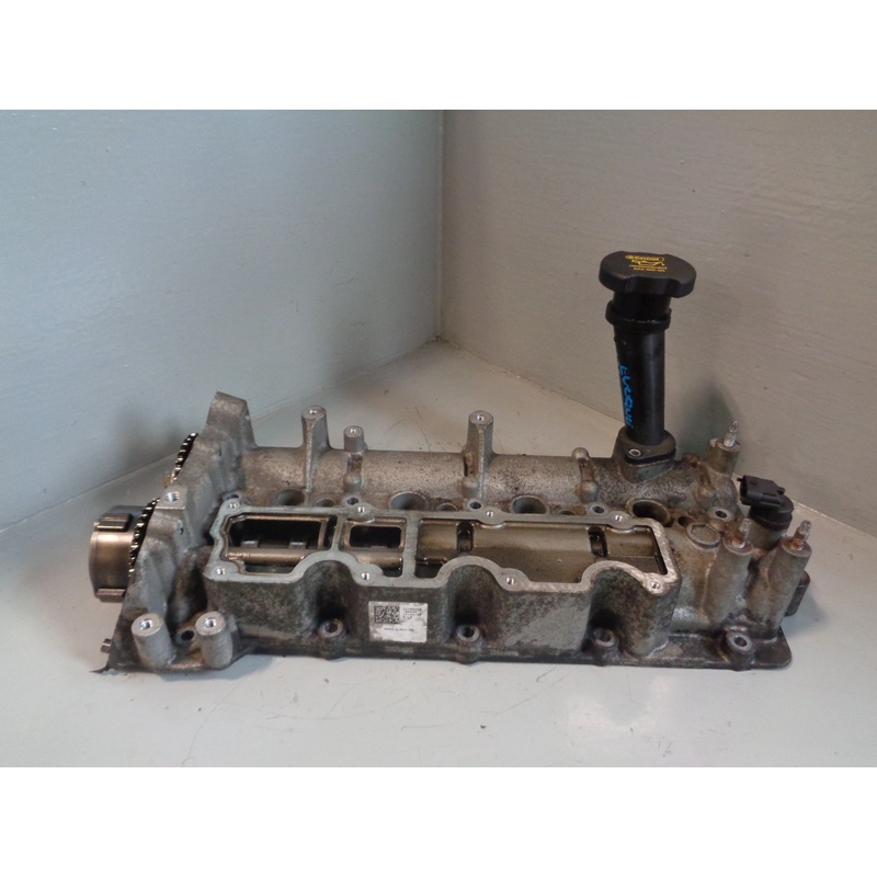 Range Rover Evoque Rocker Cover Camshafts G4D3-6J011 AJ200 L538 2016 to 2018