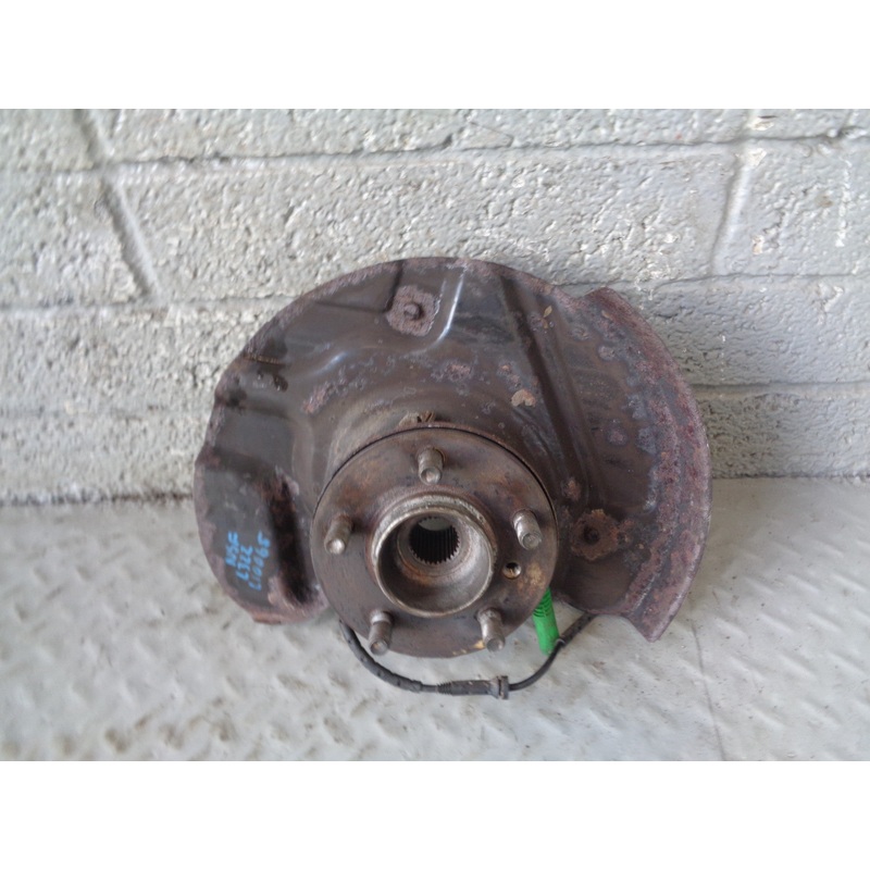 Range Rover L322 Hub Assembly Near Side Front 2006 to 2009 All Models L10065