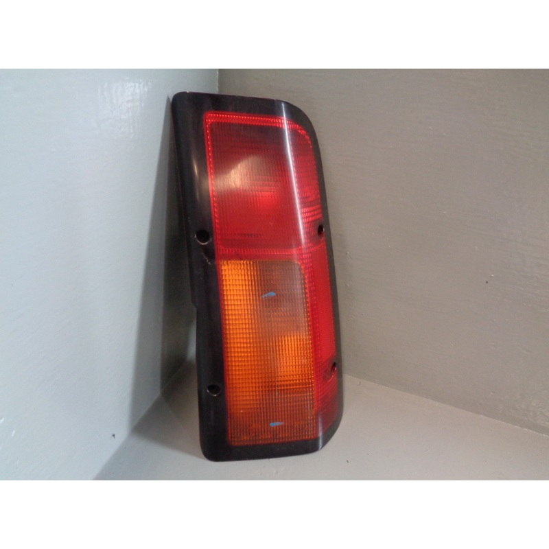 Discovery 2 Rear Light Upper Facelift Off Side Right Land Rover L25065