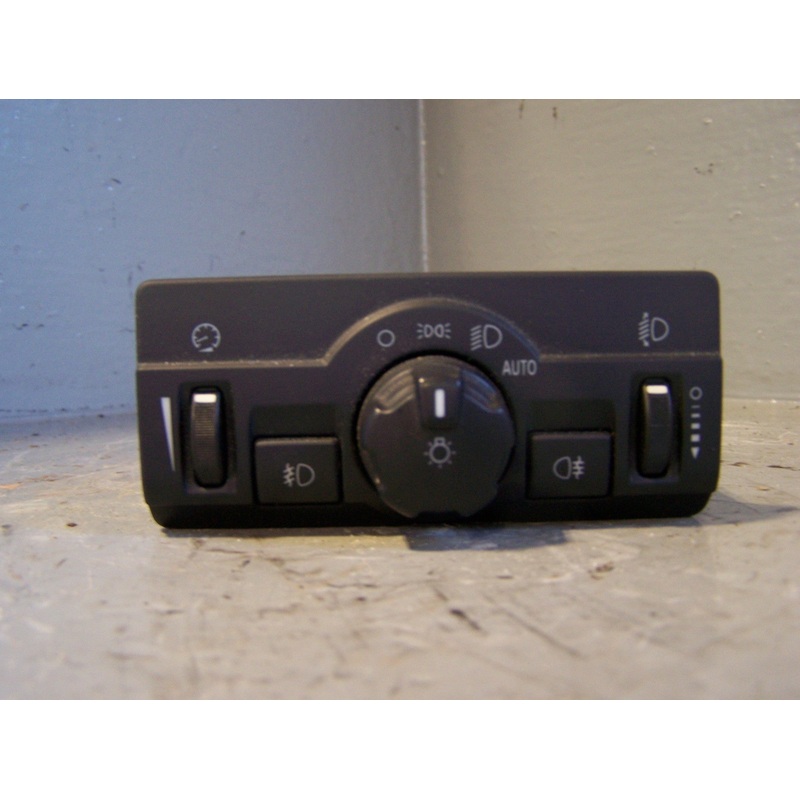 Freelander 2 Headlight Switch HSE 6G9N-13A024-HE Land Rover 2006 to 2011