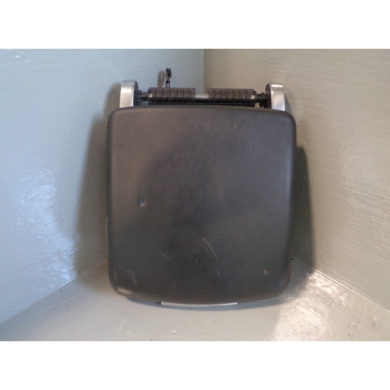 Range Rover L322 Centre Console Front Armrest Lid Black 2010 to 2013 R24065