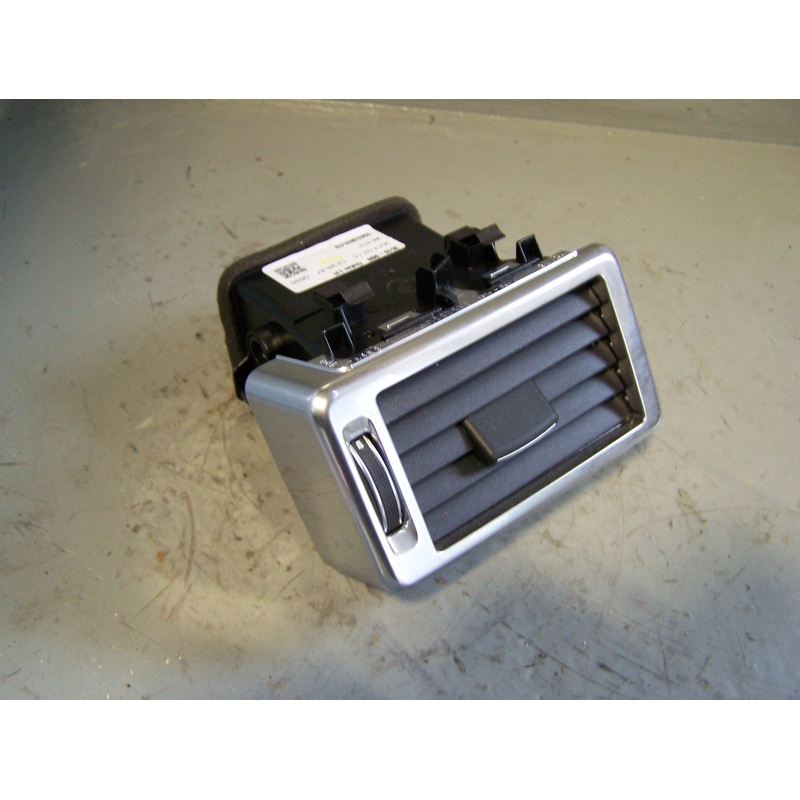 Discovery Sport Air Vent Dashboard Near Side Left L550 Land Rover 2014 to 2019