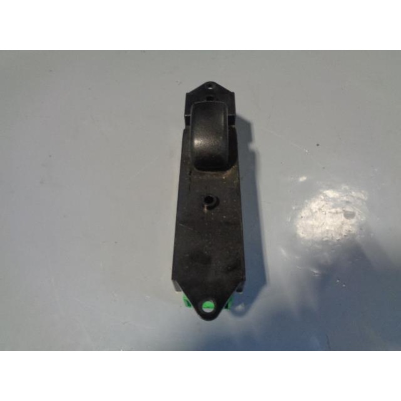 Mitsubishi L200 Electric Window Switch Near Side Front K74 2001 to 2006