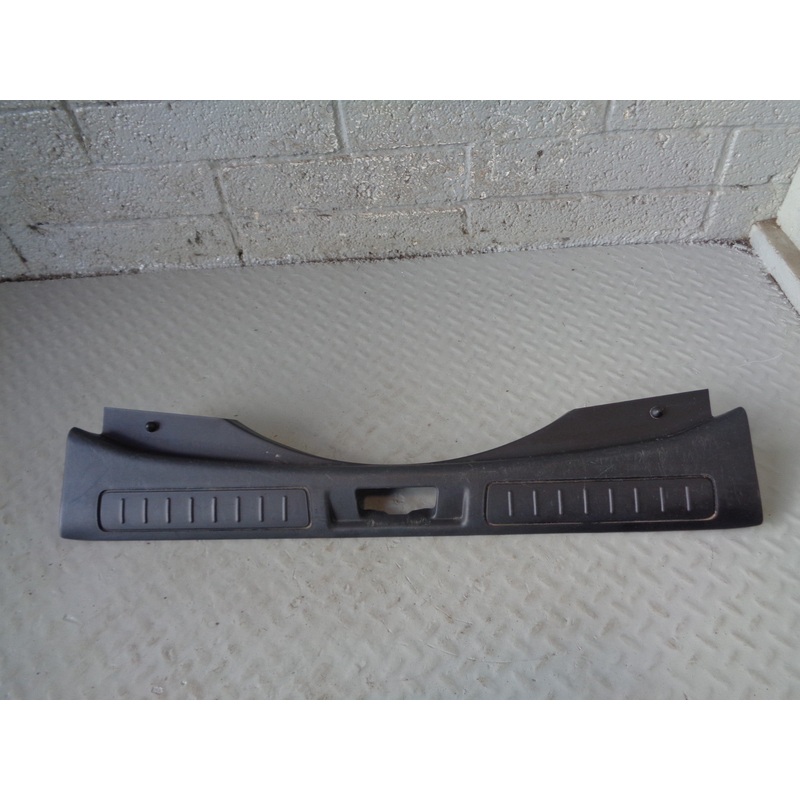 Range Rover Evoque Tailgate Lock Surround Trim BJ32 113A10 AD 2011 to 2018