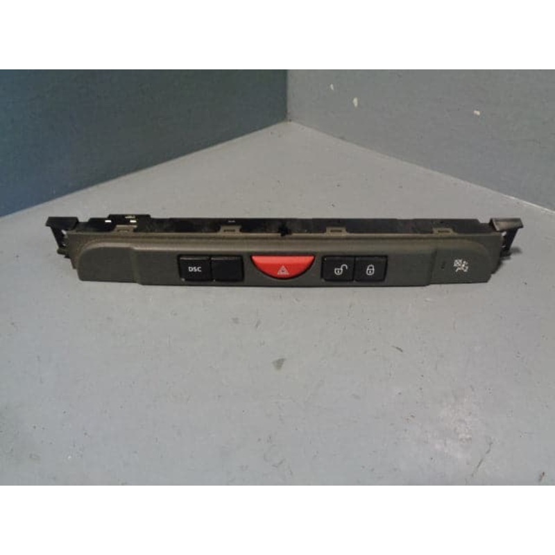 Discovery 3 Hazard Central Locking Control Panel YUL500410WUX Land Rover