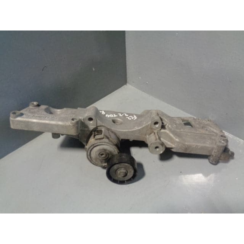 Freelander 2 TD4 Fan Belt Tensioner Drive Auxiliary Land Rover 2006 to 2011