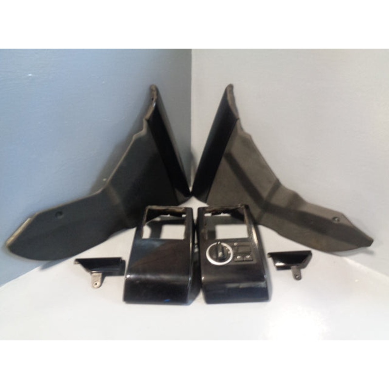 Range Rover L322 6 Piece Trim Dashboard Finisher Kit in Piano Gloss Black B21032