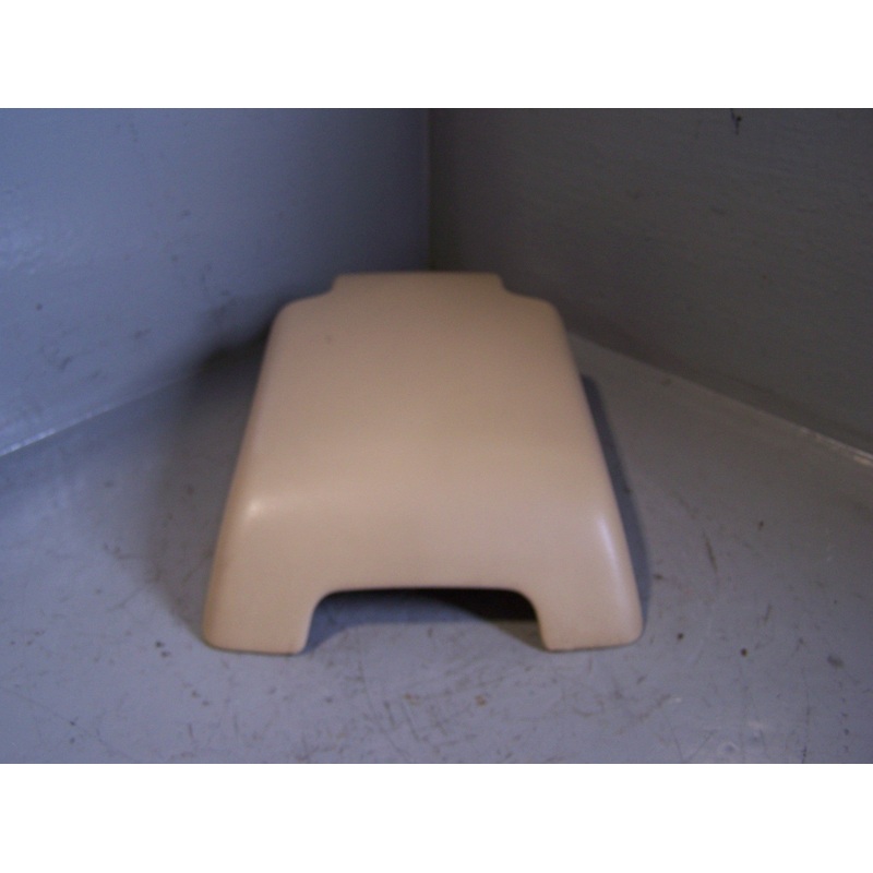 Range Rover Sport Armrest Centre Console Lid Leather in Alpaca L320 K10075