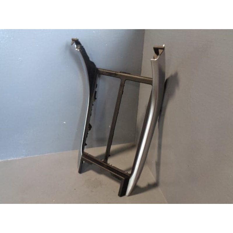 Range Rover Sport Centre Console Trim Surround L320 2005 to 2009