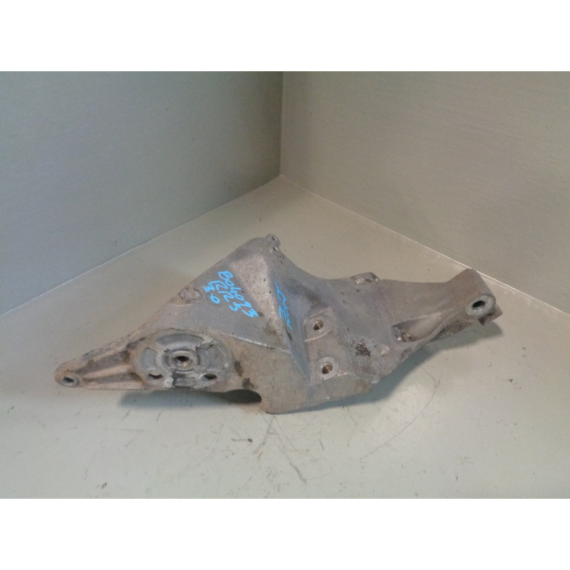Alternator Bracket Mount 3.0 TDV6 Land Rover Discovery 4 Ranger Rover Sport