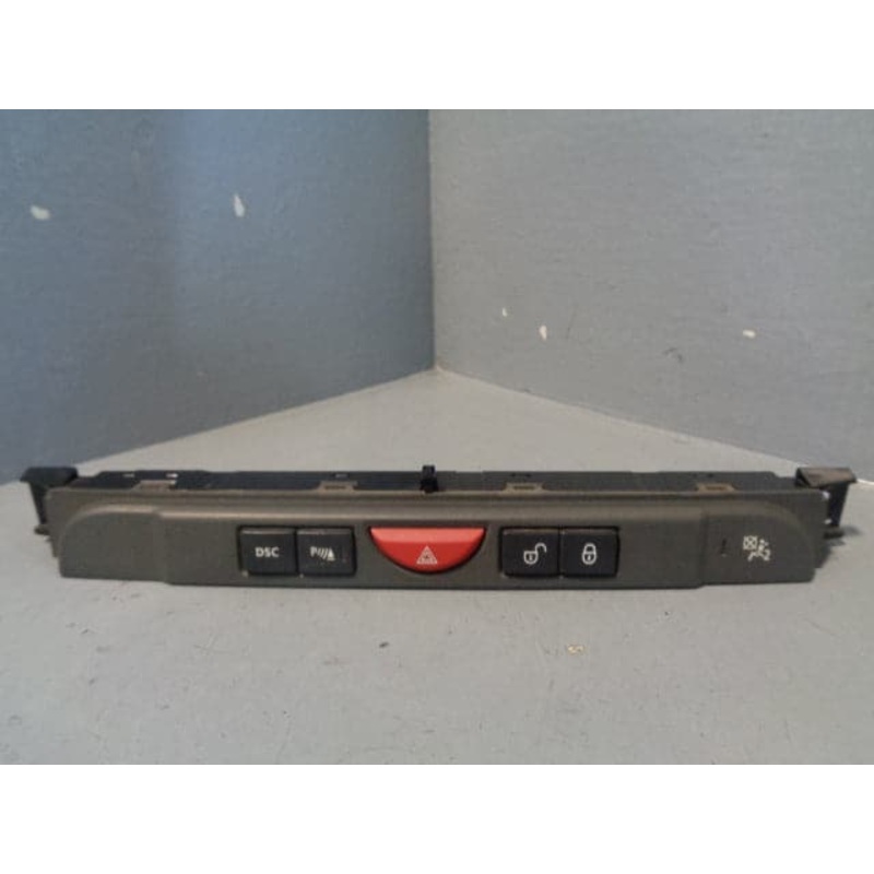 Discovery 3 Hazard Central Locking DSC Panel YUL500400WUX Land Rover