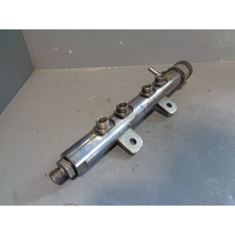 Discovery 4 Fuel Injection Rail 9X2Q-9D280-EA 3.0 TDV6 Range Rover Sport