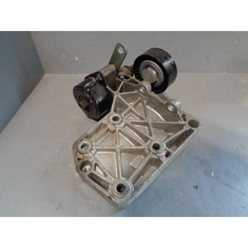 Range Rover L322 Air Con Compressor Pump Bracket 6455-7786194 2002 to 2006