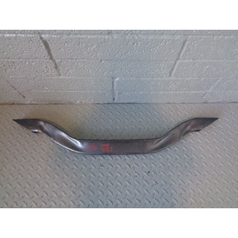 Range Rover L322 Cross Member Front 8267915 2002 to 2006
