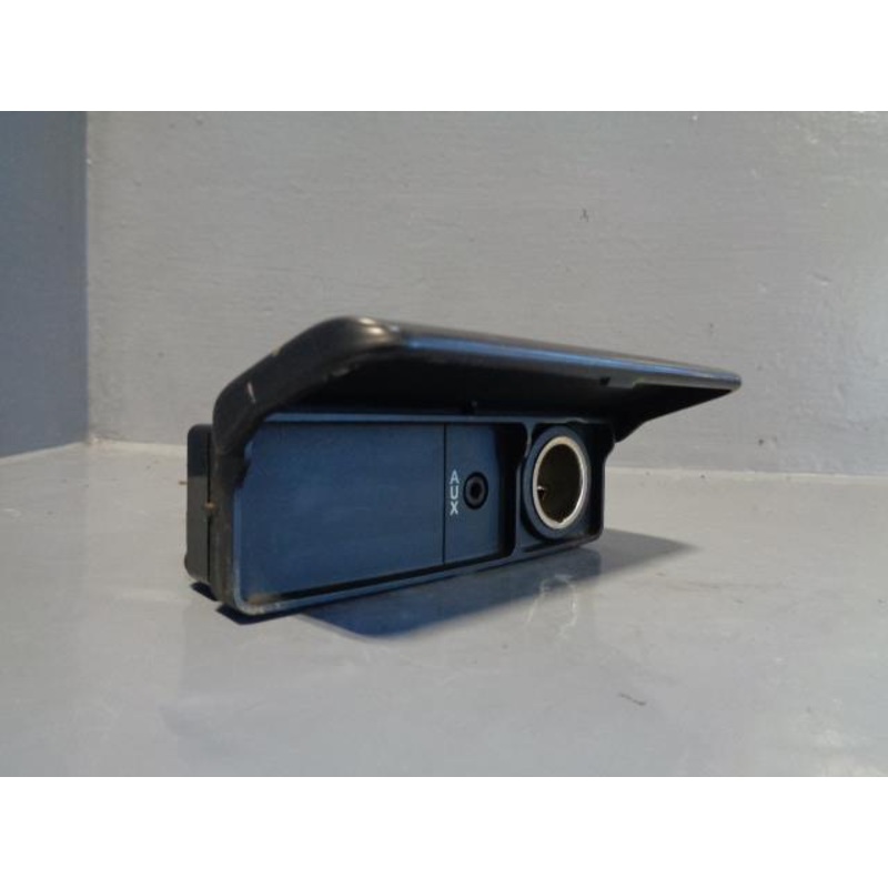 Audio Module 12V Aux Port XVO500020 Discovery 3 4 Land Rover Range Rover Sport