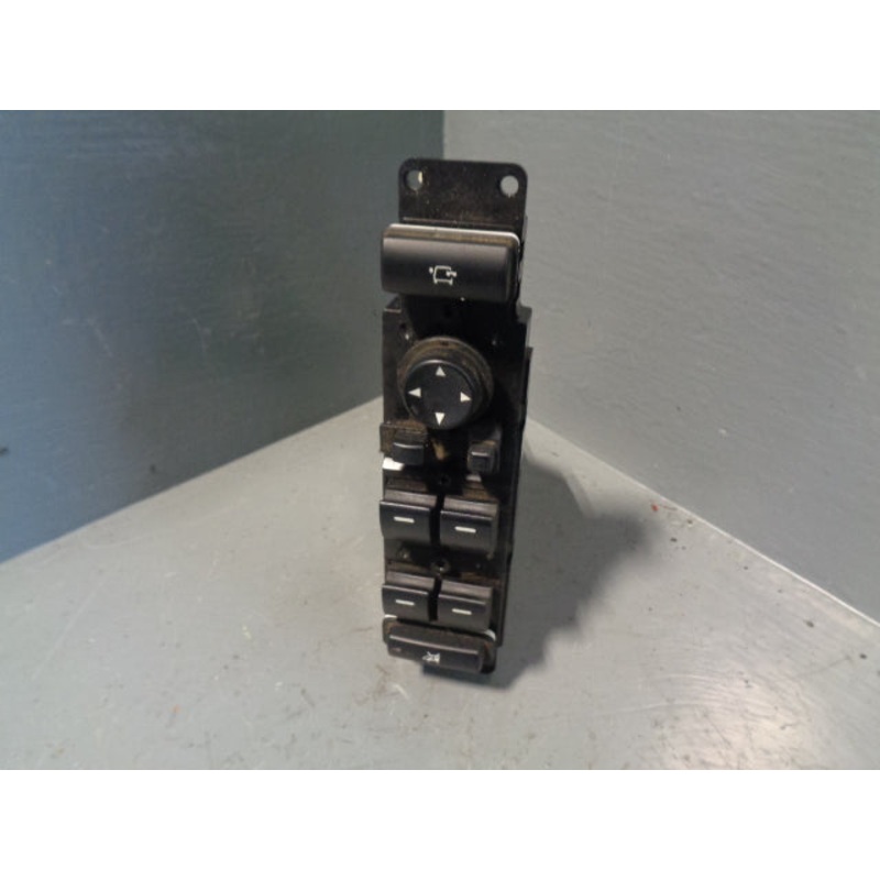Range Rover L322 Window Switch Pack Off Side Front YUD000302PVA 2002 to 2005