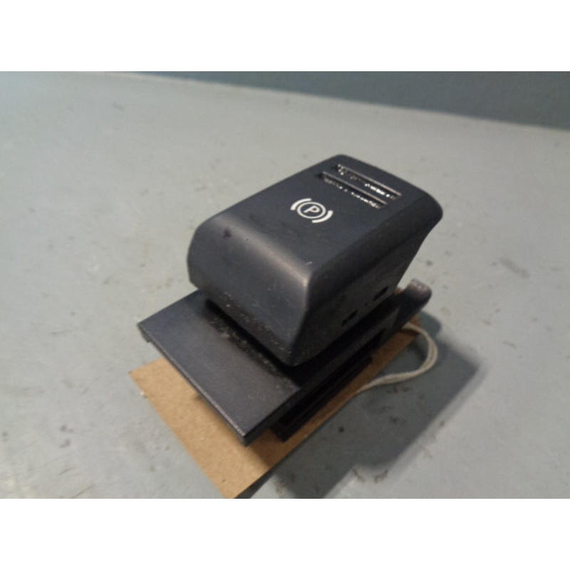 Discovery 3 Handbrake Switch Button EPB YUG500320PVJ Land Rover 2004 to 2009