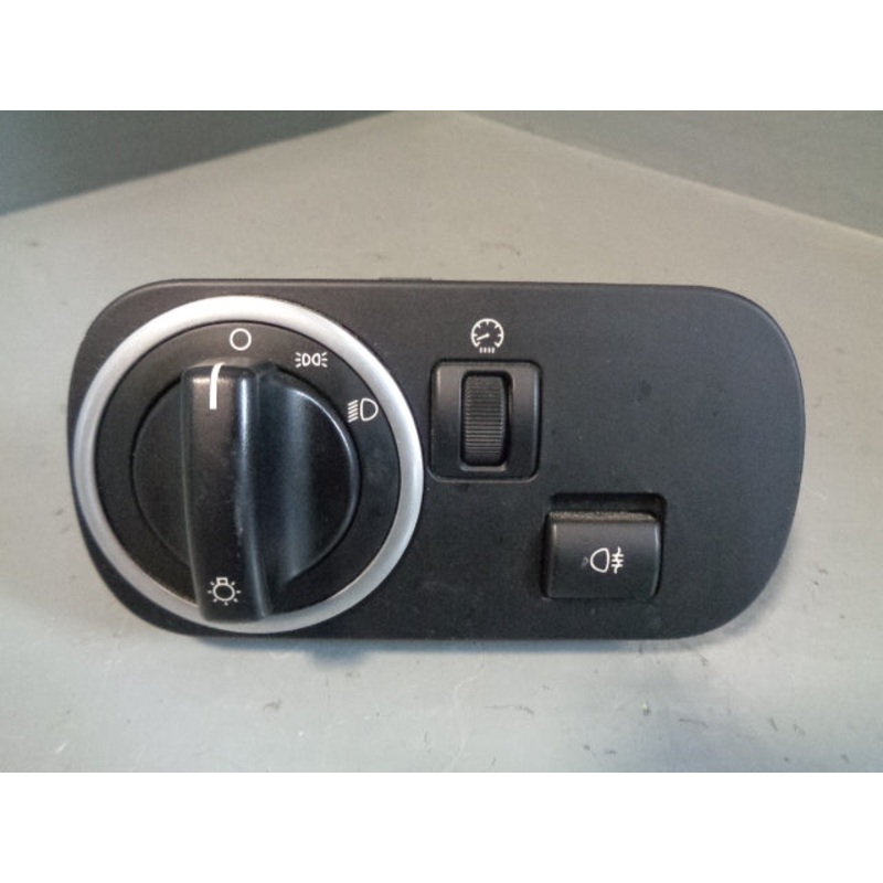 Discovery 4 Headlight Switch AH22 13A024 BB Land Rover 2009 to 2014