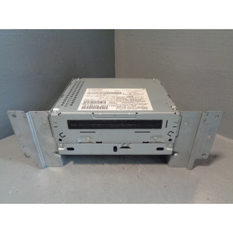 Freelander 2 CD Player 1 Disc 7G9N-18C815-NB Land Rover 2006 to 2011