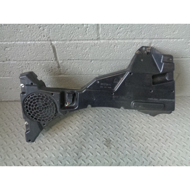 Freelander 2 Sub Woofer Boot Speaker 6H52-19A067 Phillips Land Rover 2006 to 2011