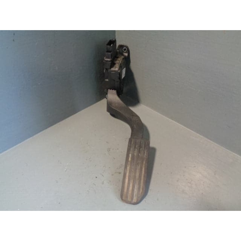 Freelander 2 Throttle Pedal Manual 2.2 TD4 Land Rover 7G9N-9F836-GB