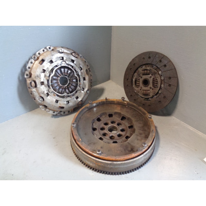 Freelander 2 Dual Mass Flywheel Clutch Kit 2.2 TD4 Land Rover 2006 to 2010