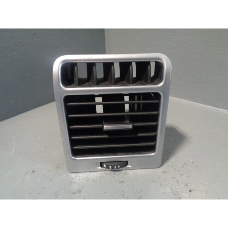 Range Rover Air Vent Off Side Front Driver L322 JBD500260 Facelift 2005 to 2009