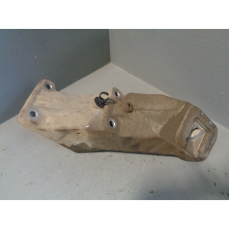 Range Rover Engine Mount KKU500670 L322 4.4 or 4.2 Supercharged V8 AJ-8