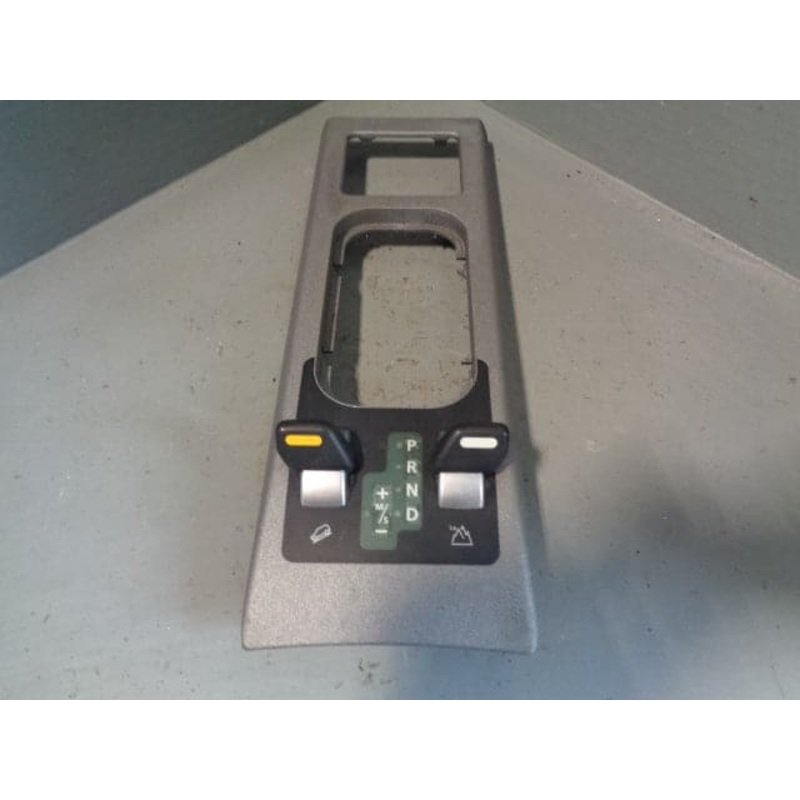 Range Rover L322 Hill Descent FJV000255LYU Terrain Panel 2002 to 2005