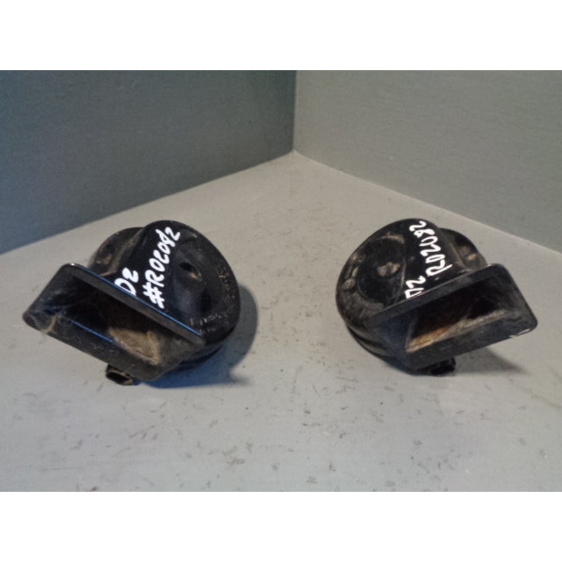 Discovery 2 Horns Pair Of Hi and Low Land Rover 1998 to 2004