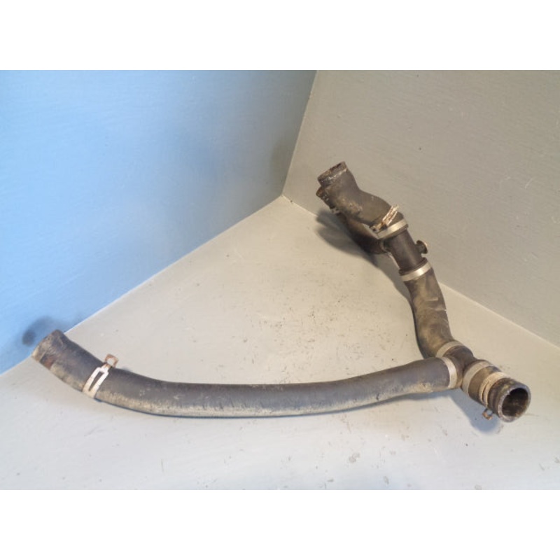 Discovery 2 Top Radiator Hose 2.5 TD5 with Bleed Screw Land Rover 1998 to 2004 XXX