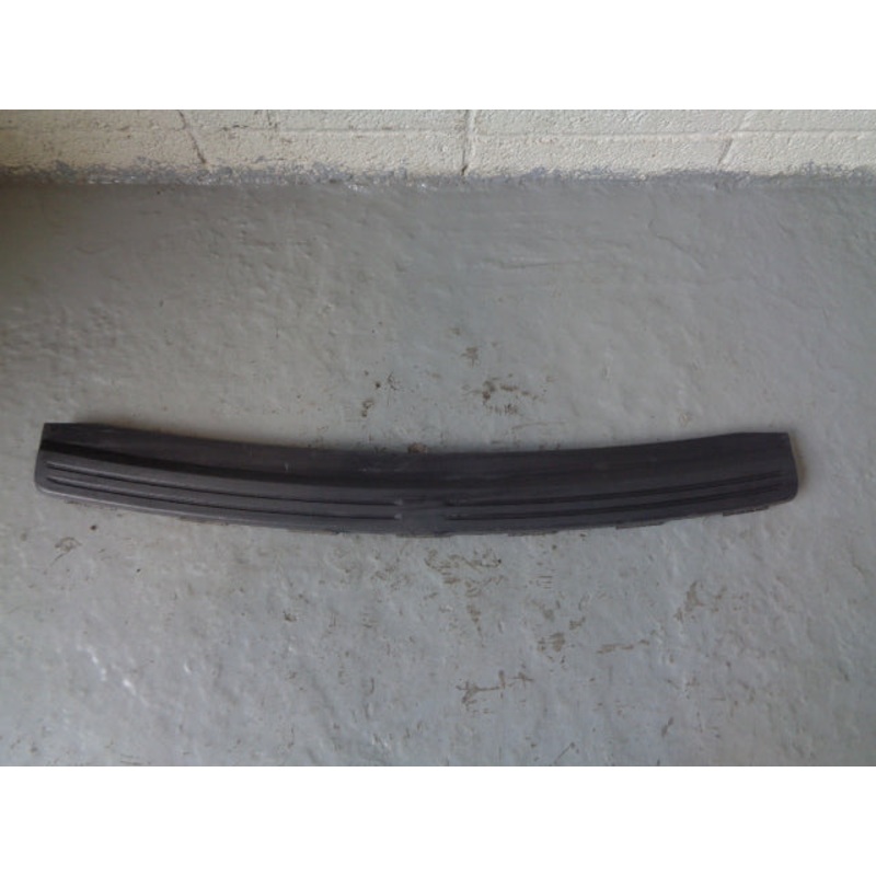 Discovery 3 Rear Bumper Scuff Load Trim 6H52-17877-AC Land Rover 2004 to 2009