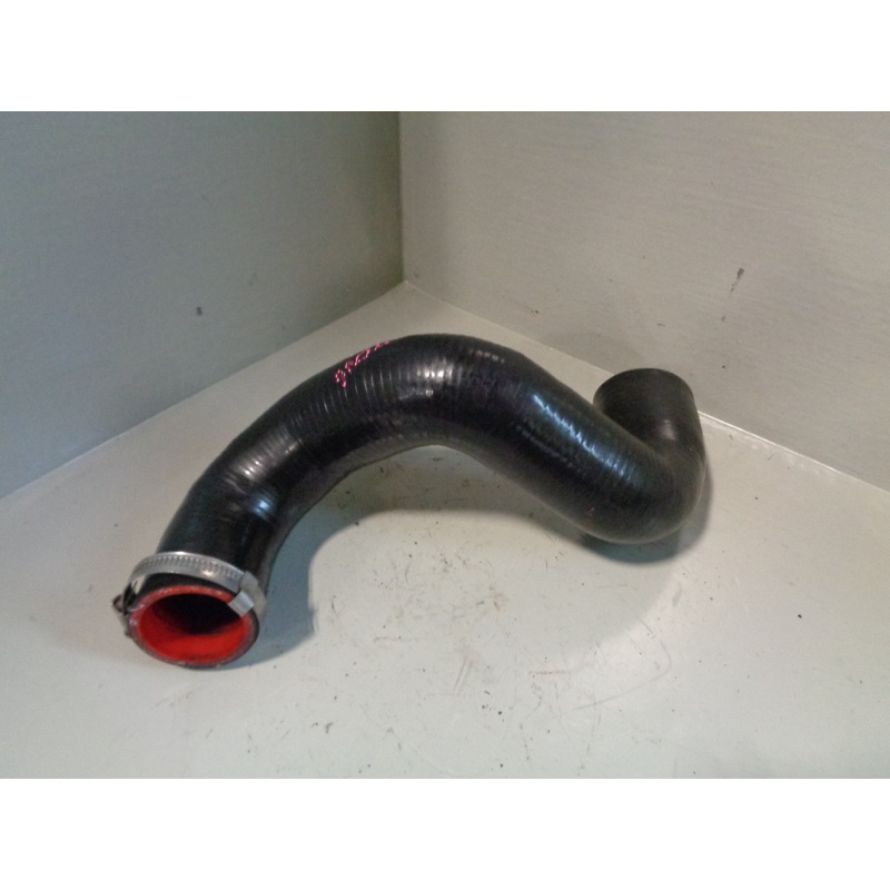 Discovery 3 Turbo Intercooler Pipe 2.7 TDV6 Land Rover Silicone Gravity