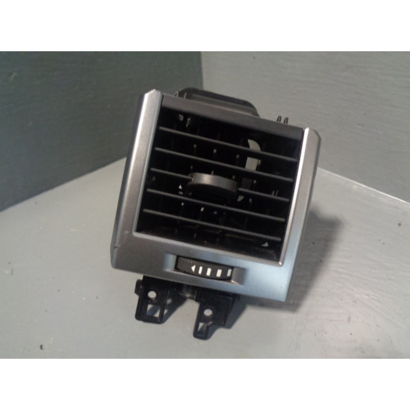 Range Rover Sport Air Vent Near Side Centre Dashboard L320 JBD500170XXX