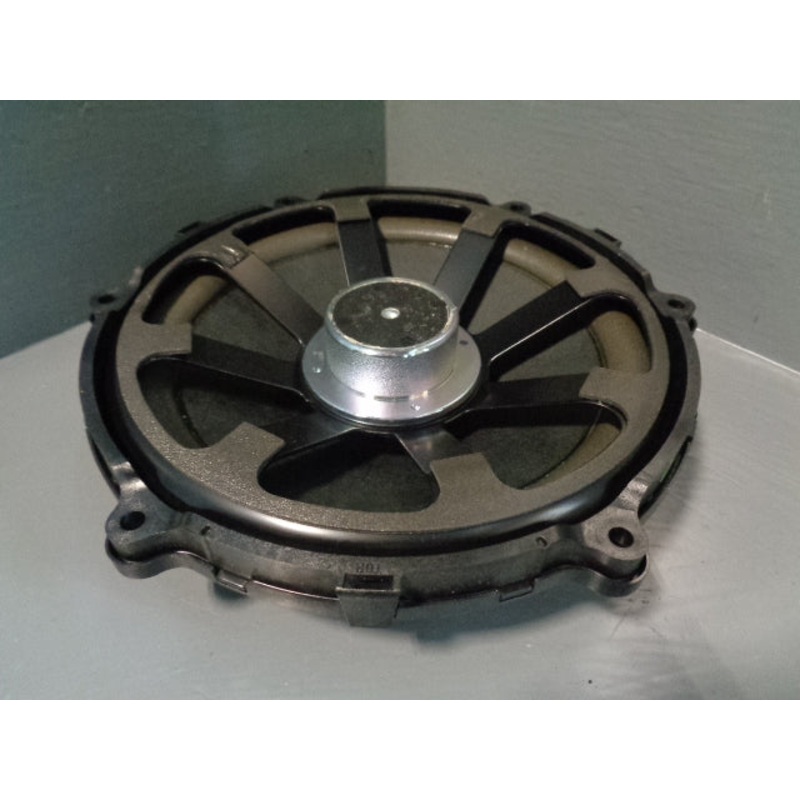 XQA500080 Subwoofer Speaker Range Rover Sport Land Rover Discovery 3