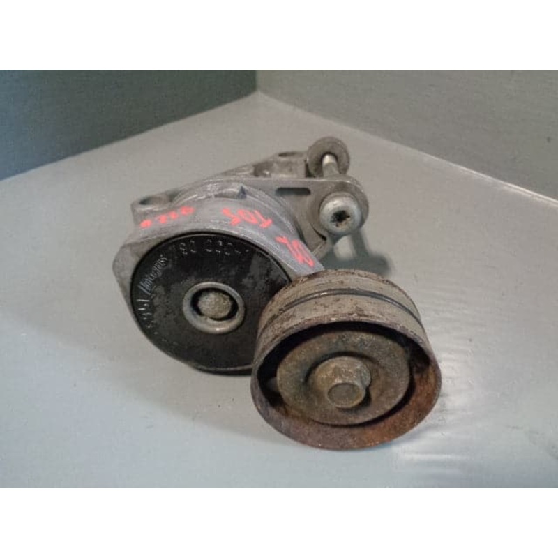 Discovery 2 TD5 Alternator Drive Belt Tensioner Pulley ERR6951 Land Rover