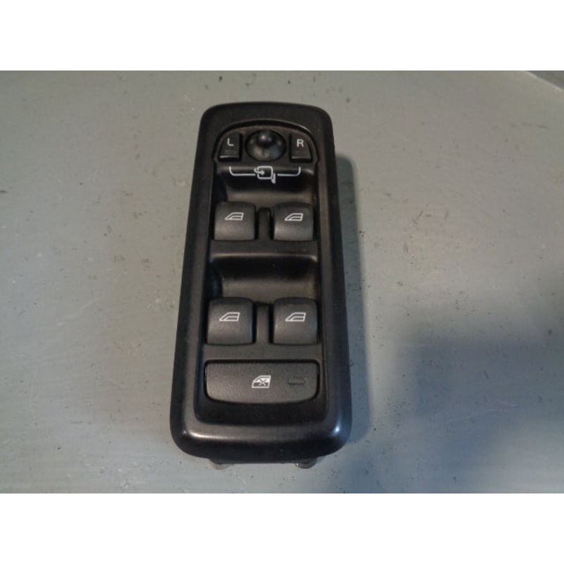 Discovery 4 Drivers Master Off Side Window Switch with Trim Land Rover