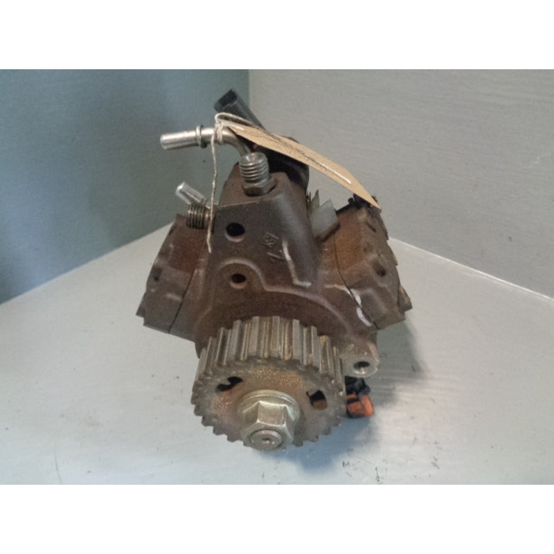 Injector Fuel Pump High Pressure 2.7 TDV6 7H2Q-9B395-CH Land Rover Euro 4