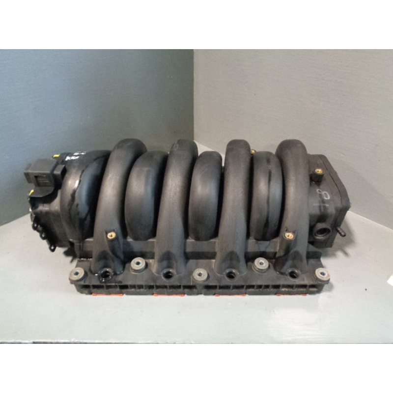 Range Rover L322 Plenum Chamber Inlet Manifold 4.4 V8 M62 Intake 2002 to 2006