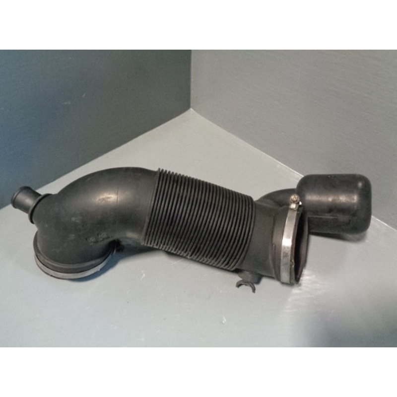 Discovery 2 Air Intake Pipe ESR4236 4.0 V8 Petrol Land Rover 1998 to 2004