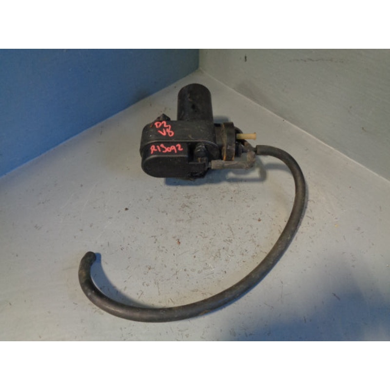 Discovery 2 Cruise Control Vacuum Actuator Hella 003 572 Land Rover 1998 to 2004