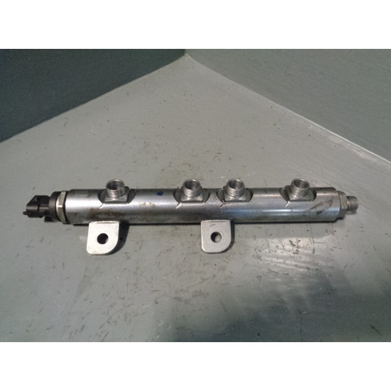 Discovery 4 Fuel Injection Rail 9X2Q-9D280-FA 3.0 TDV6 Range Rover Sport