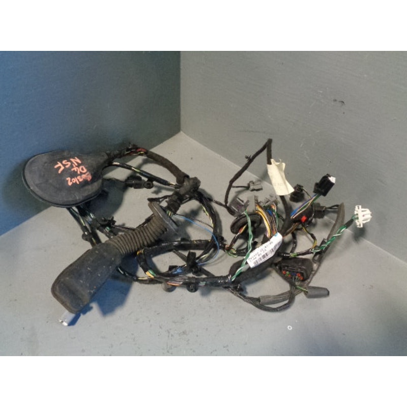 Discovery 4 Near Side Door Wiring Loom Front Left AH22-14630-ADC Land Rover